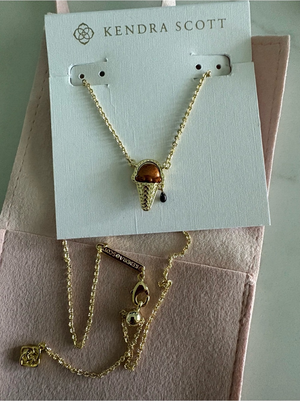 Kendra Scott Ice cream brown magnesite necklace